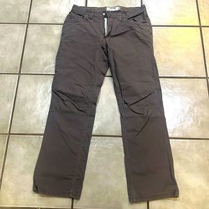 Mountain khaki camber 106